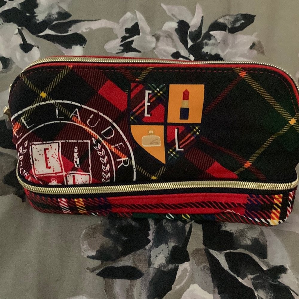 Estée Lauder make up bag brand new